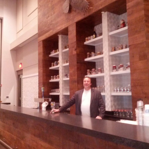 Photos at Eagle Rock Distributing Company Distribution Center in Norcross