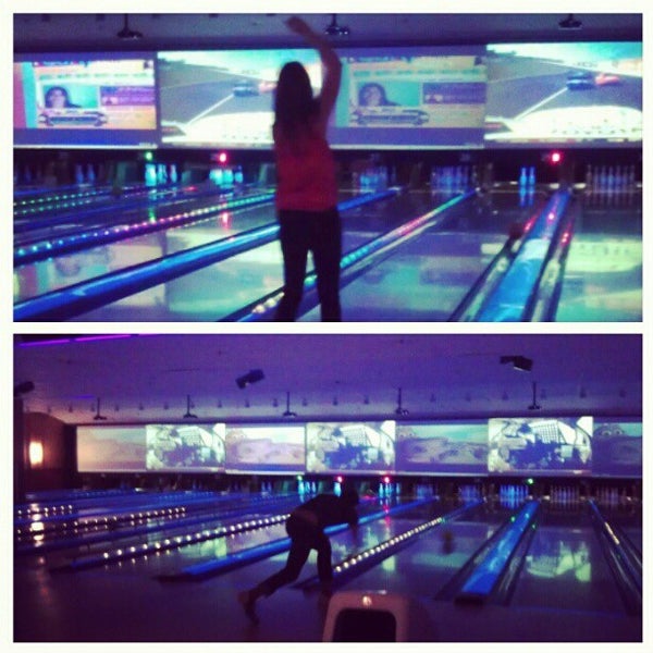 Photo taken at Bowlmor by Angie S. on 10/20/2012