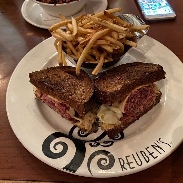 The origin Reuben was ok. Great flavor but there are better options in the Montreal area.