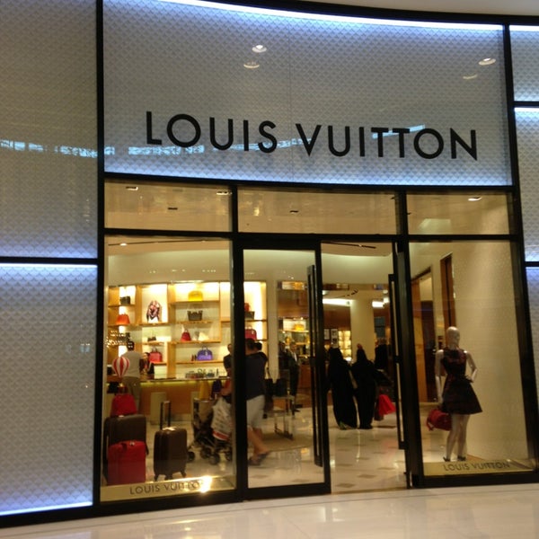 Photos At Louis Vuitton لوي فويتون وسط مدينة دبي The Dubai Mall