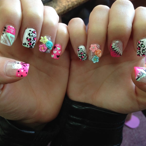 Tee Nails Nail Salon in Belmont Central