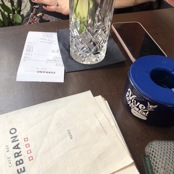 5/31/2018 tarihinde Sadie B.ziyaretçi tarafından Zebrano Café Bar'de çekilen fotoğraf