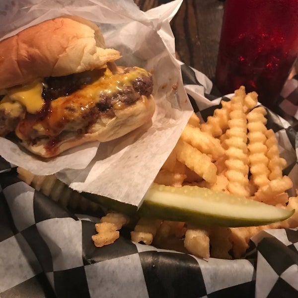 9/8/2018에 Christian M.님이 Jack Brown&#39;s Beer &amp; Burger Joint에서 찍은 사진