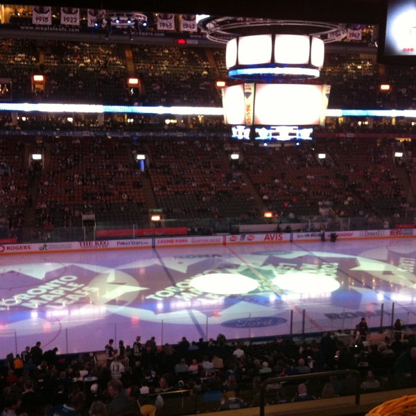 4/18/2013 tarihinde Reuben J.ziyaretçi tarafından Scotiabank Arena'de çekilen fotoğraf