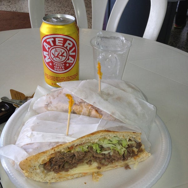 Panaderia Y Reposteria Castilla Panadería en Bayamon