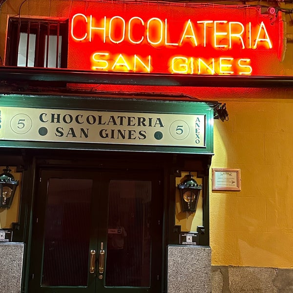 4/13/2024 tarihinde Suraj A.ziyaretçi tarafından Chocolatería San Ginés'de çekilen fotoğraf