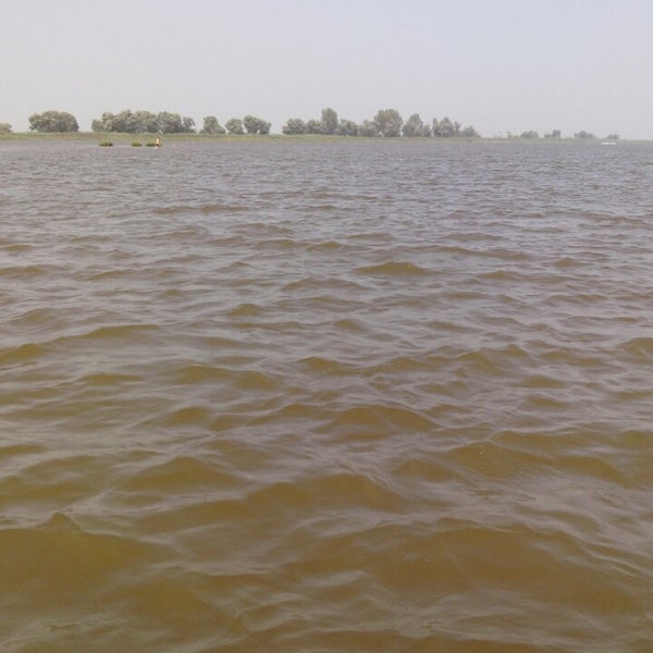 рыбный дол. рыбное лагерный. геническ железнодорожный мост. геническ набережная. палатка армейская лагерная солдатская.