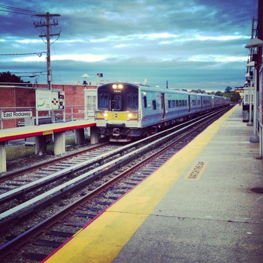 LIRR East Rockaway Station Station Plaza