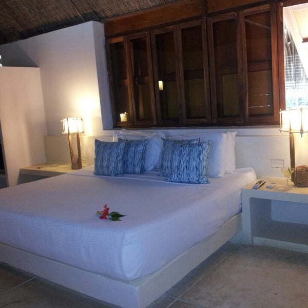 รูปภาพถ่ายที่ Hotel San Pedro De Majagua Cartagena de Indias โดย Adriana M. เมื่อ 9/21/2013