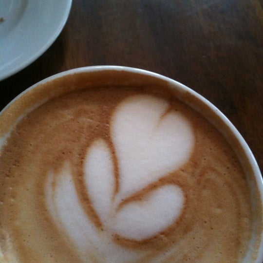 Photo taken at Coeur Coffeehouse by Diane E. on 12/9/2012