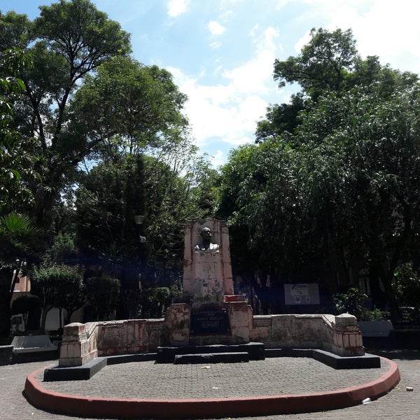 Glorieta De Goya Garden Center in Insurgentes Mixcoac