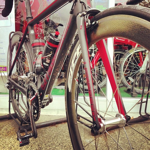 9/29/2012にTeam Sixcycle R.がPiermont Bicycle Connectionで撮った写真