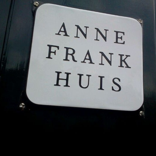 Foto tirada no(a) Casa de Anne Frank por Demi V. em 5/2/2013