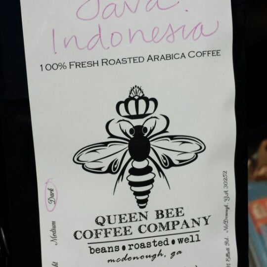 Снимок сделан в Queen Bee Coffee Company пользователем Don D. 4/26/2014
