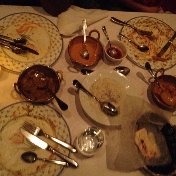 Photo taken at Rangoli India Restaurant by Trad&#39;r Don on 2/8/2014