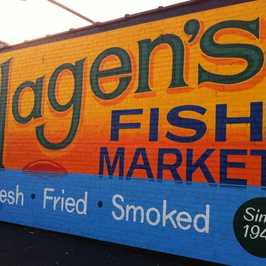 Foto tirada no(a) Hagen&#39;s Fish Market por Joe S. em 12/22/2012