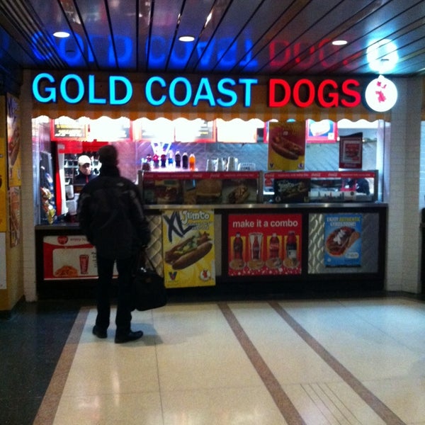 Gold Coast Dogs West Loop Chicago, IL