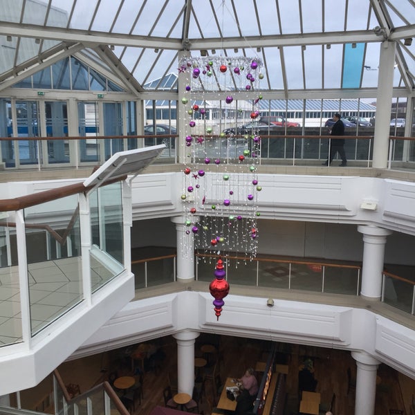 The Swan Shopping Centre Shopping Mall in Eastleigh