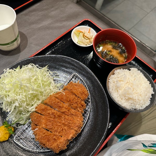 Tonkatsu Ginza Bairin Japanese Restaurant in Honolulu