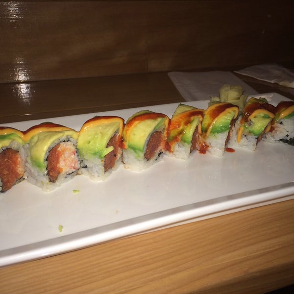 รูปภาพถ่ายที่ Oto Sushi Redmond โดย Ryan G. เมื่อ 11/23/2013