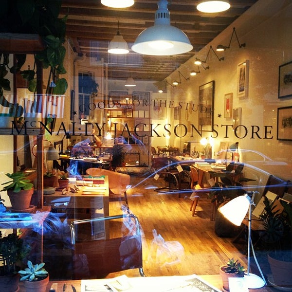 Fotos bei McNally Jackson Store Goods For The Study Schreibwarenladen in NoLita