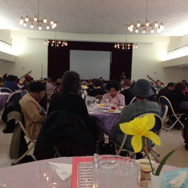 2/16/2013にDeatrice S. B.がNational Presbyterian Churchで撮った写真