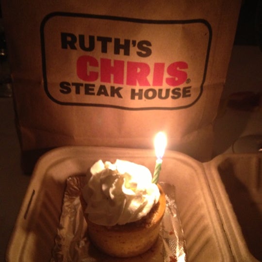 Снимок сделан в Ruth&#39;s Chris Steak House - Durham, NC пользователем Deatrice S. B. 11/25/2012