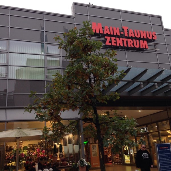 Photo taken at Main-Taunus-Zentrum by Chris V. Holzwarth on 11/12/2014