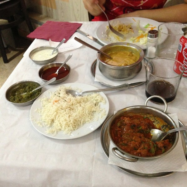 รูปภาพถ่ายที่ Bombay Spicy โดย Timofey M. เมื่อ 9/19/2013