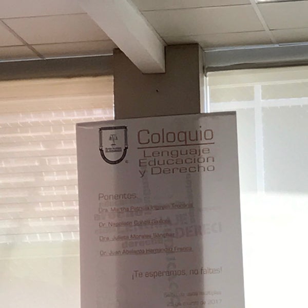 Foto diambil di Facultad de Derecho de la Barra Nacional de Abogados oleh Diana C. pada 3/25/2017