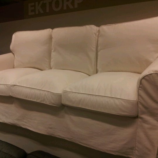 Foto tirada no(a) IKEA por Florent G. em 11/17/2012