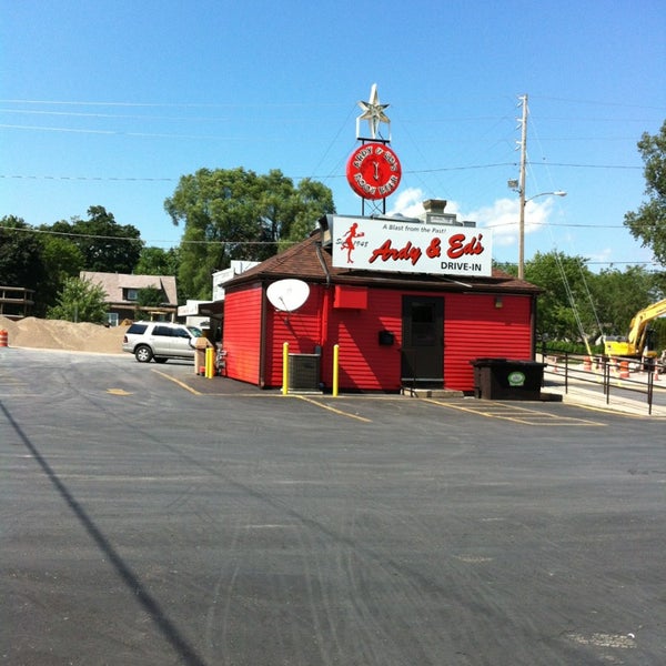Photo taken at Ardy &amp; Ed&#39;s Drive In by Larry O. on 7/18/2013