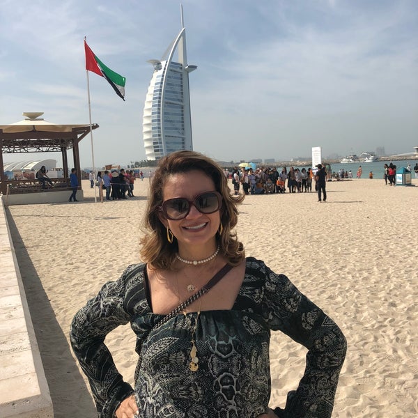 Foto tirada no(a) Jannah Place Dubai Marina por Lenita M. em 11/16/2018