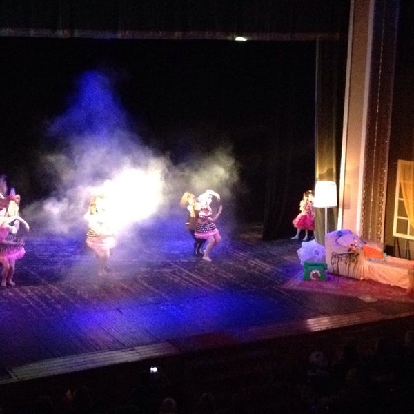 Театр пласт г шахты афиша. Кинотеатр шахты афиша. Драматический театр шахты афиша. Кинотеатр шахты афиша. Шахтинский драматический театр афиша.