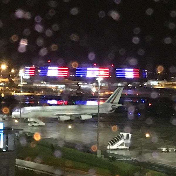1/5/2018 tarihinde Minamikumaziyaretçi tarafından Hilton Paris CDG Airport'de çekilen fotoğraf