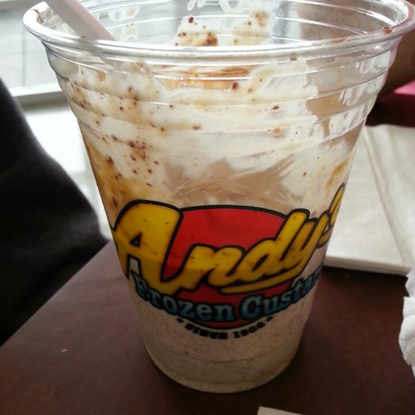 Photo taken at Andy&#39;s Frozen Custard by Sevie S. on 4/6/2014