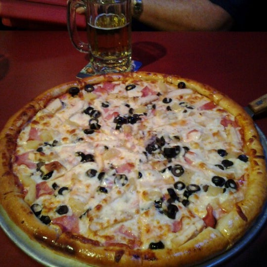 Photo prise au Bosses Pizza - Keller par Doug R. le9/15/2012