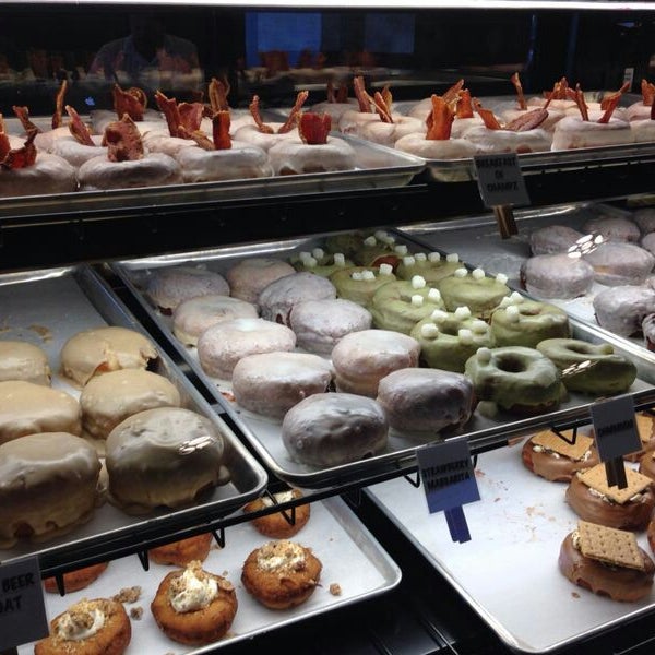 Photo taken at Glazed and Confuzed Donuts by Vane B. on 6/17/2014