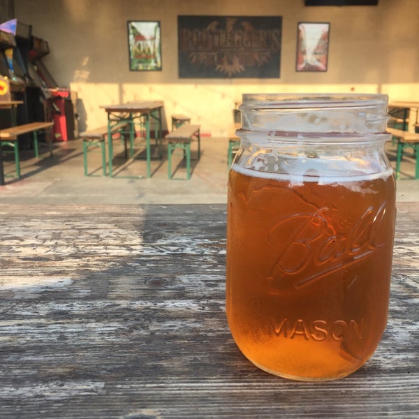 8/11/2018 tarihinde Joe P.ziyaretçi tarafından Bootlegger&#39;s Brewery'de çekilen fotoğraf