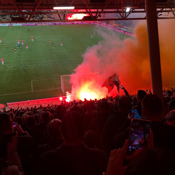 10/25/2019 tarihinde Gideon B.ziyaretçi tarafından Parkstad Limburg Stadion'de çekilen fotoğraf