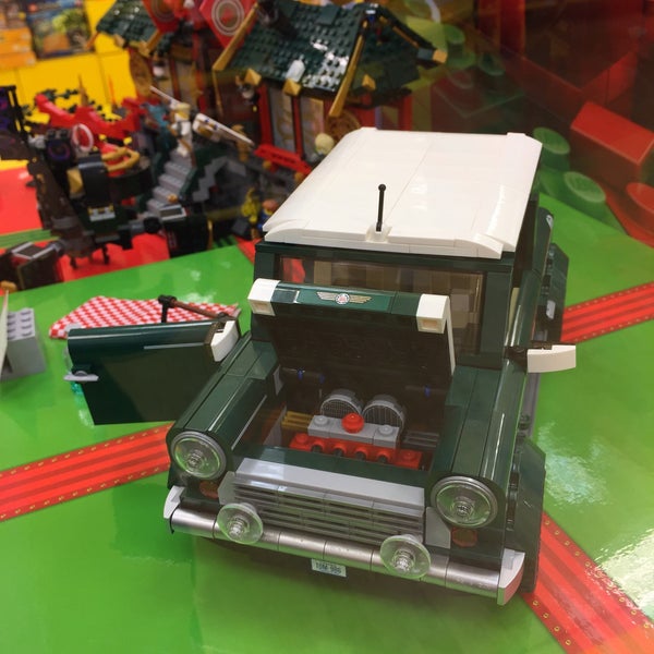 The LEGO Store Toy Store in Woodbridge