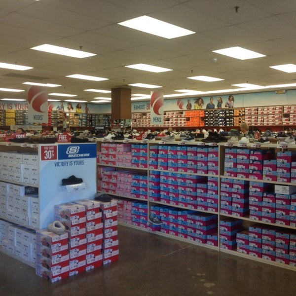 Famous shoes outlet sale