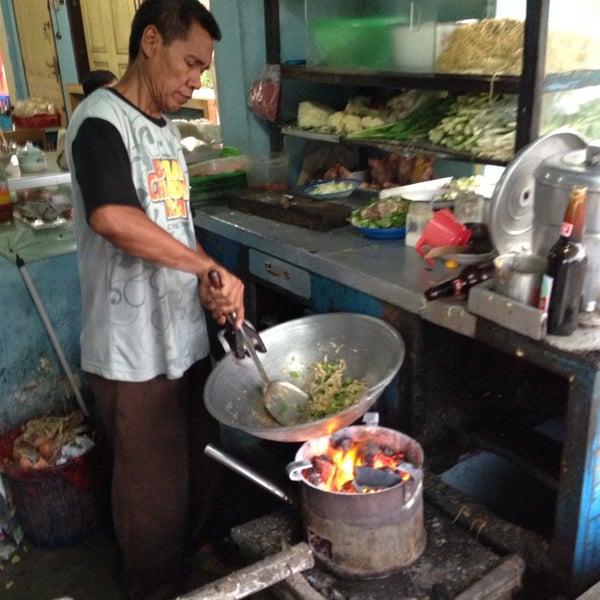 Bakmi Anglo Pak Trisno - Rumah Mi