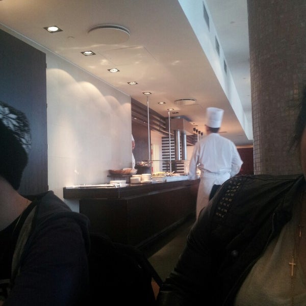 3/8/2013にHekla P.がVOX Restaurantで撮った写真