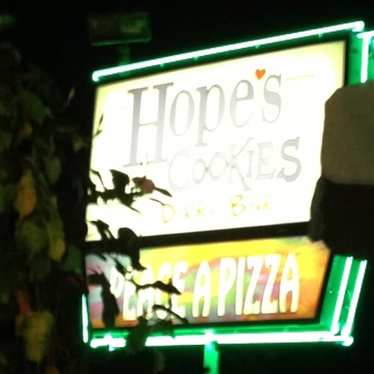 10/5/2012 tarihinde Scott T.ziyaretçi tarafından Hope&#39;s Cookies'de çekilen fotoğraf