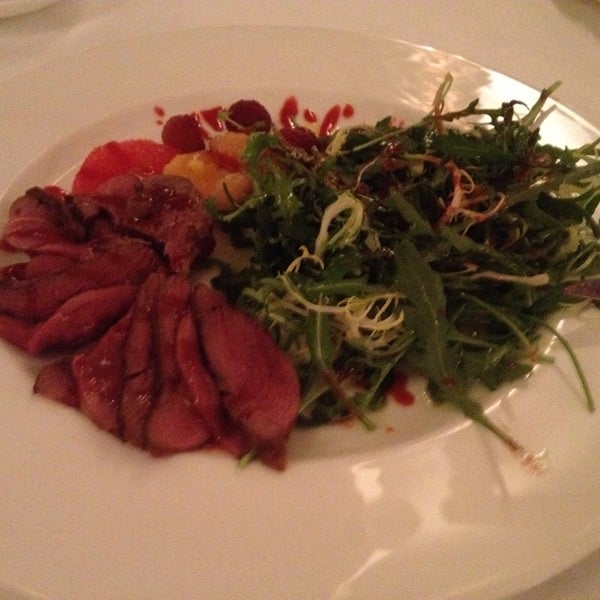 Das Foto wurde bei Le Restaurant von Konstantin am 1/24/2014 aufgenommen