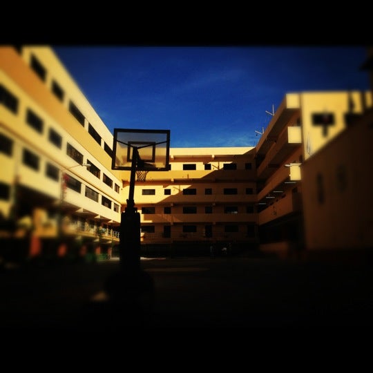 Photo taken at Universidad del Caribe (UNICARIBE) by Esmerlin E. on 12/16/2012