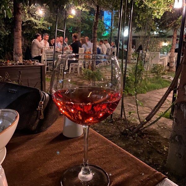 8/21/2021 tarihinde Pinarziyaretçi tarafından Safir Konak Hotel &amp; Restaurant'de çekilen fotoğraf
