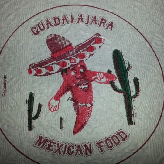 Foto tirada no(a) Guadalajara Mexican Food por Eduardo C. em 1/5/2013