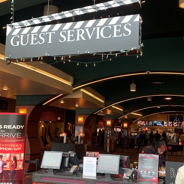 AMC Palm Promenade 24 San Diego'da Sinema